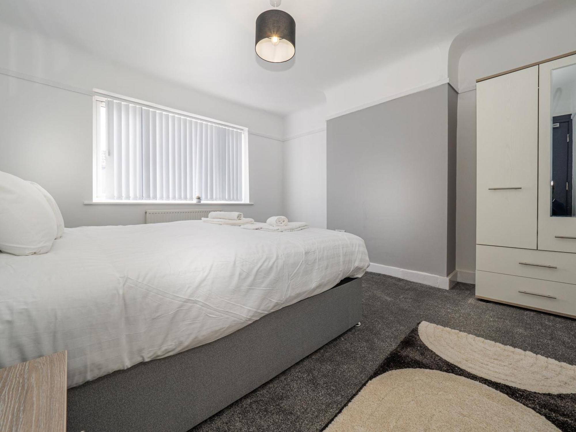 3Br Haven Retreat In Wallasey With Free Street Parking 外观 照片