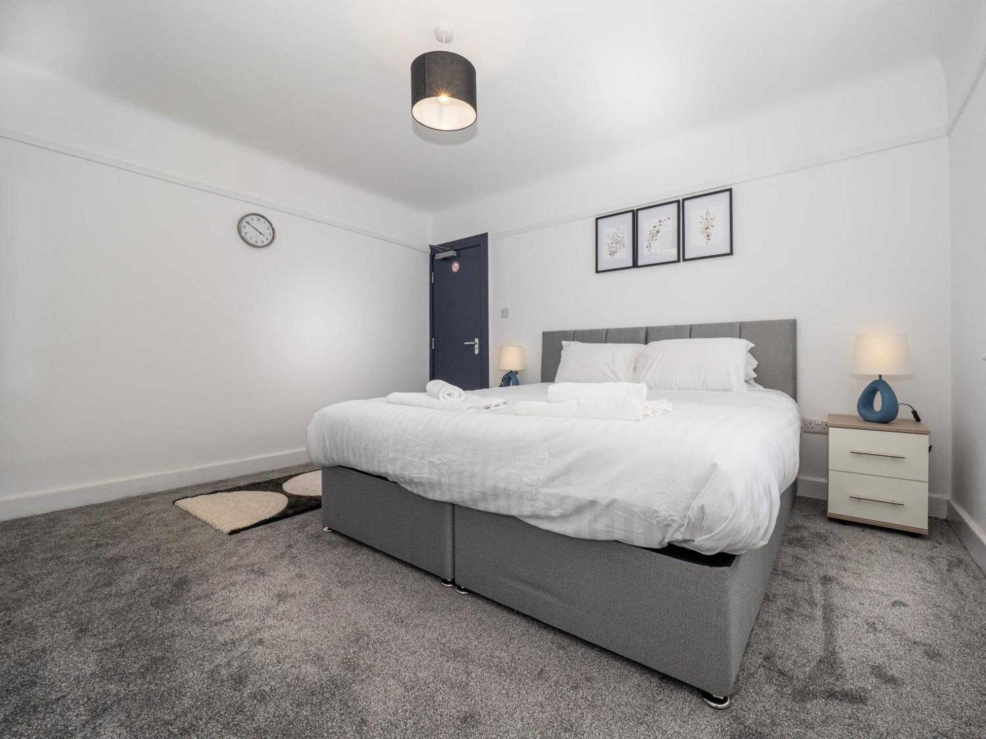 3Br Haven Retreat In Wallasey With Free Street Parking 外观 照片