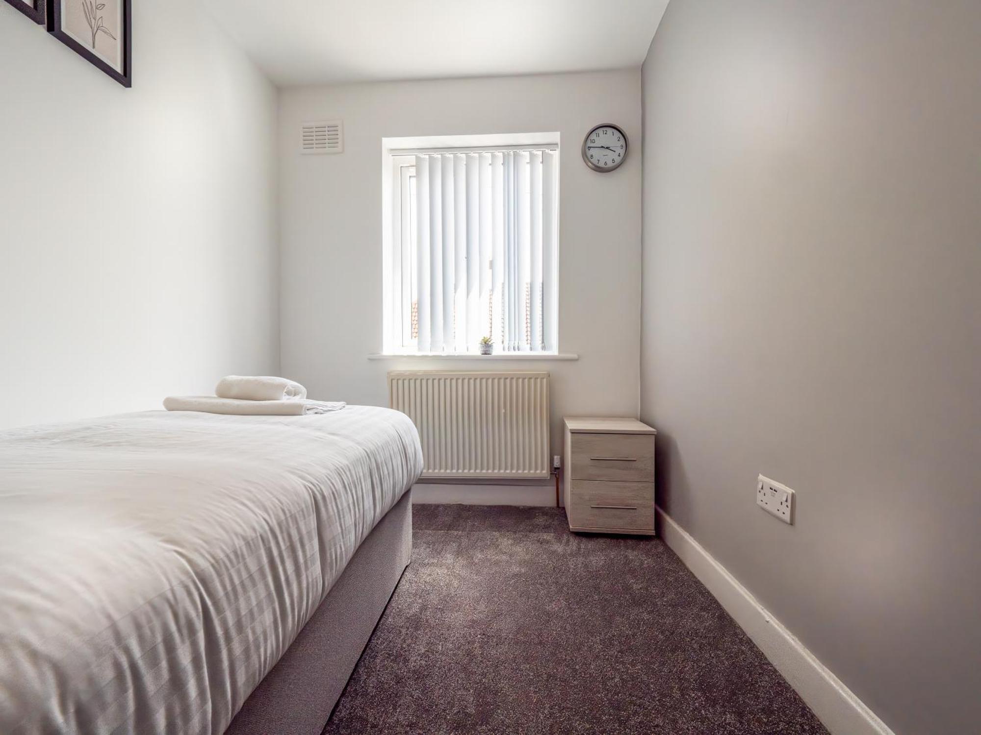 3Br Haven Retreat In Wallasey With Free Street Parking 外观 照片