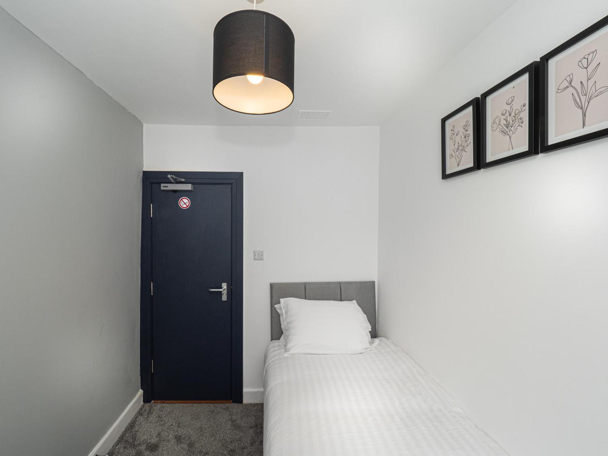 3Br Haven Retreat In Wallasey With Free Street Parking 外观 照片